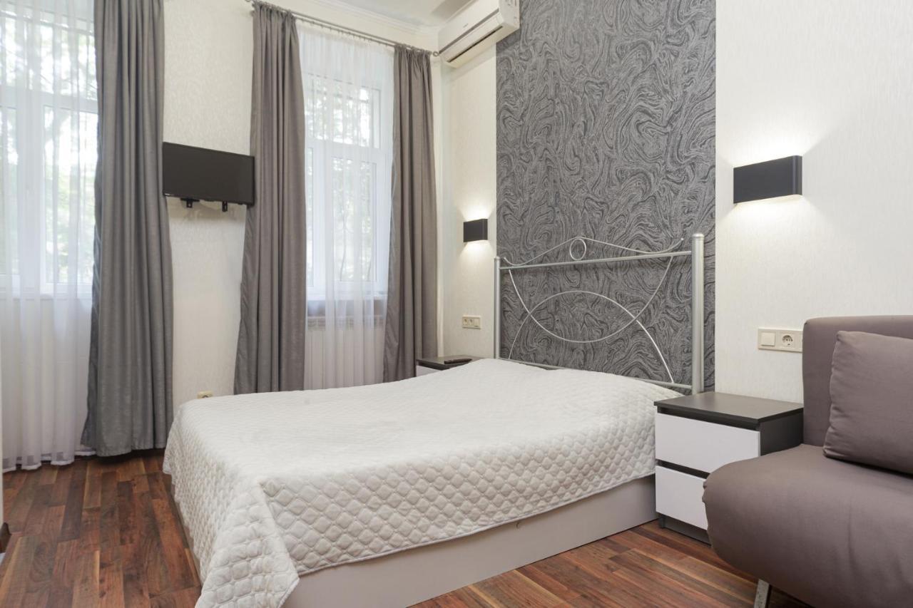 אודסה Apartment Zhukovskogo 17 מראה חיצוני תמונה